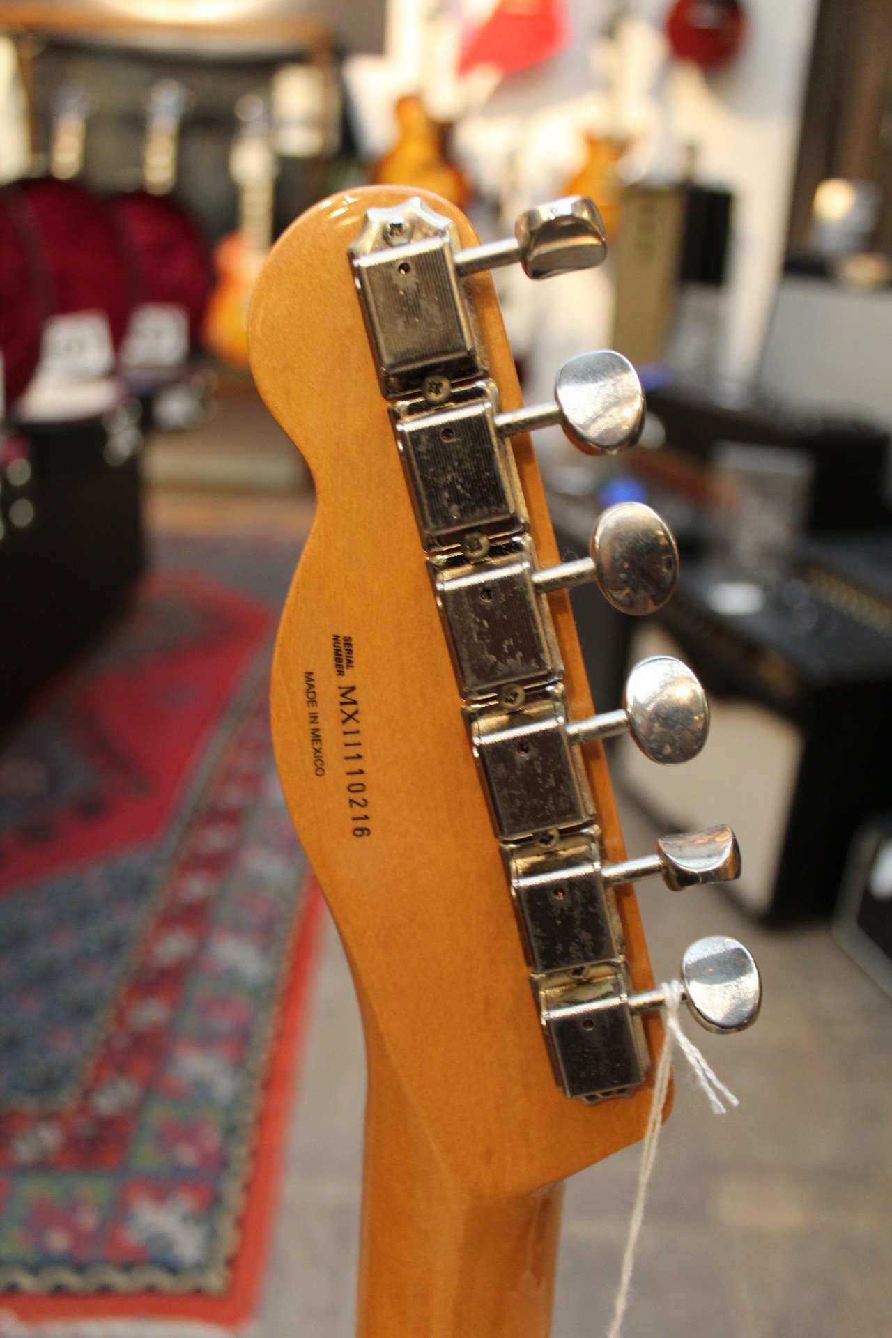 終売品Fender Classic Series \'50s Stratocaster ギター