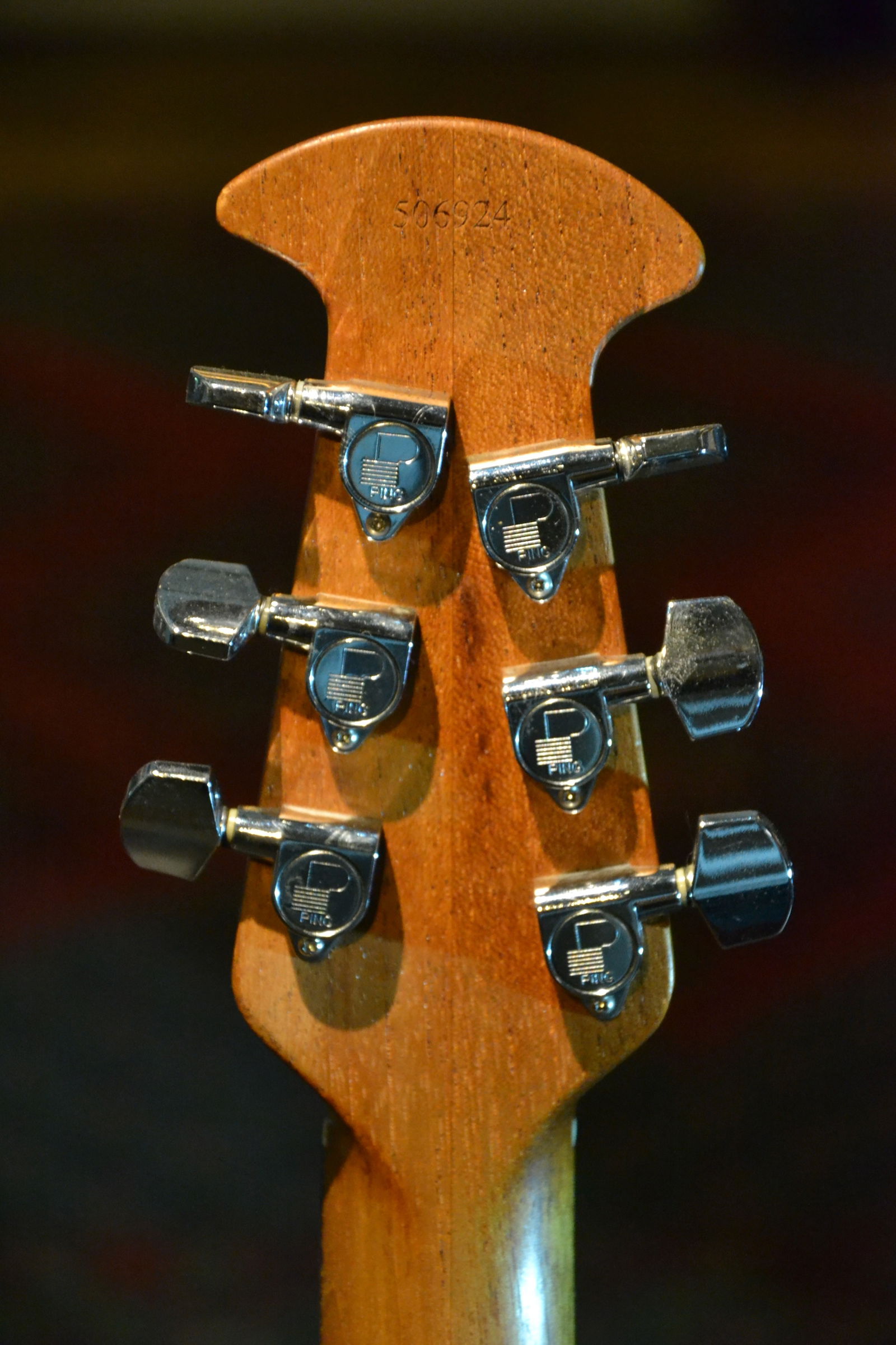 1996 Ovation Standard Balladeer 1861 autumn burst 1996 Ovation Standard Balladeer 1861 autumn burst