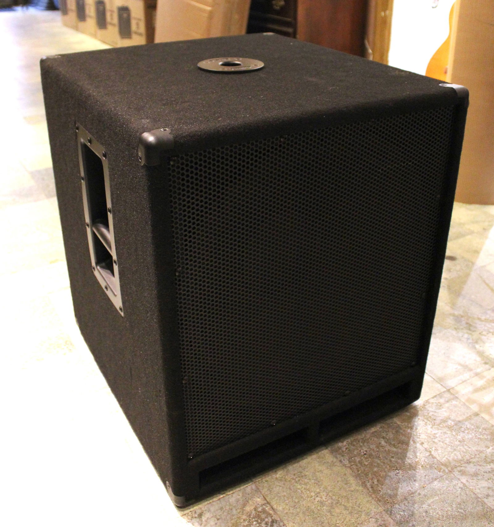 Carvin best sale powered subwoofer