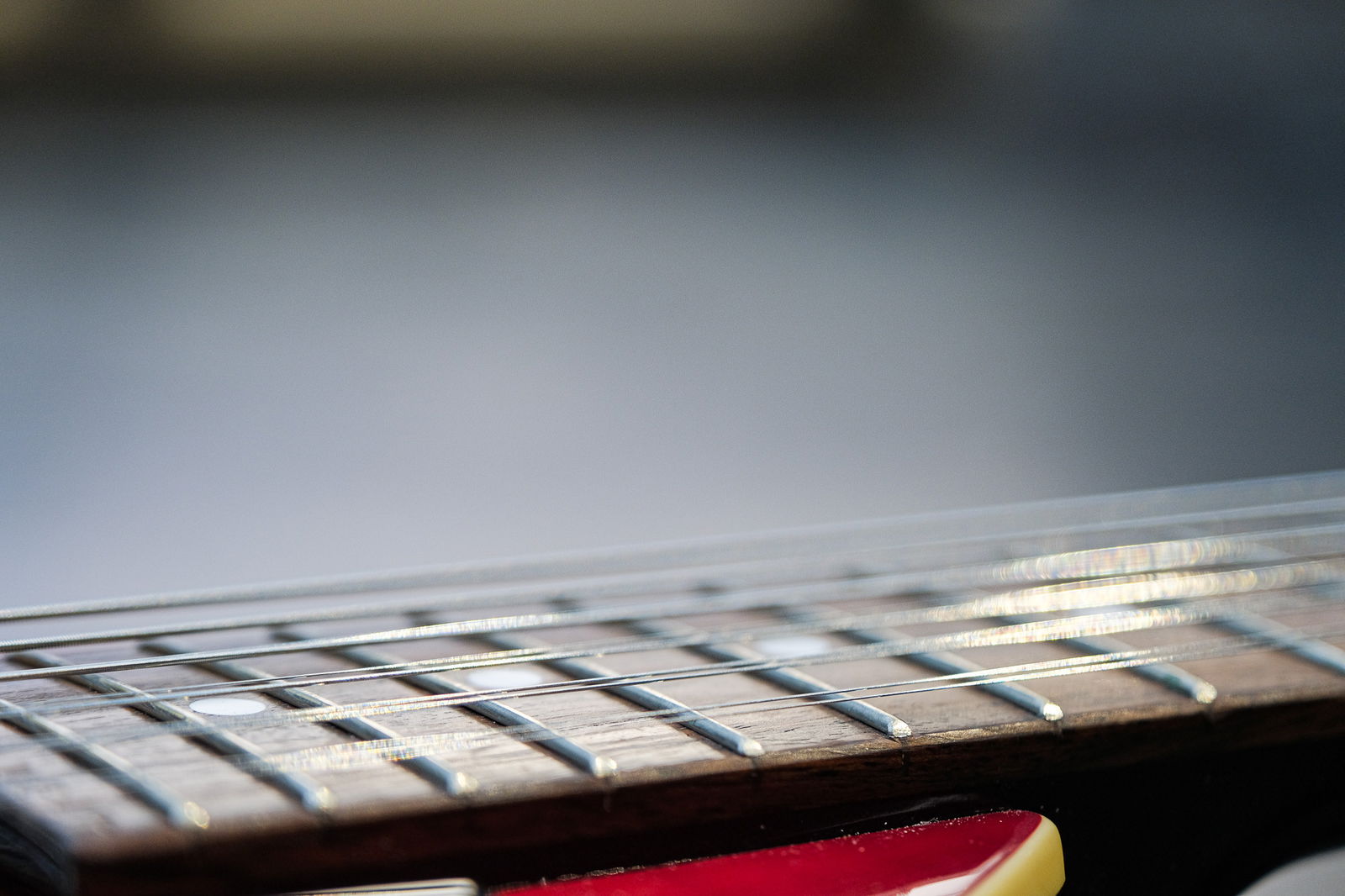 2007 Phantom Guitar Works Teardrop Deluxe 12 Reissue red 2007 Phantom Guitar Works Teardrop Deluxe 12 Reissue red