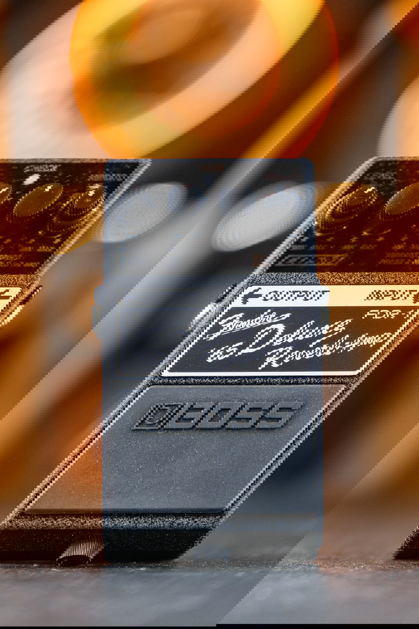 ギター BOSS Legend Series FDR1 Deluxe Reverb Boss FDR-1 Fender '65 Deluxe Reverb Amp Pedal | Sweetwater