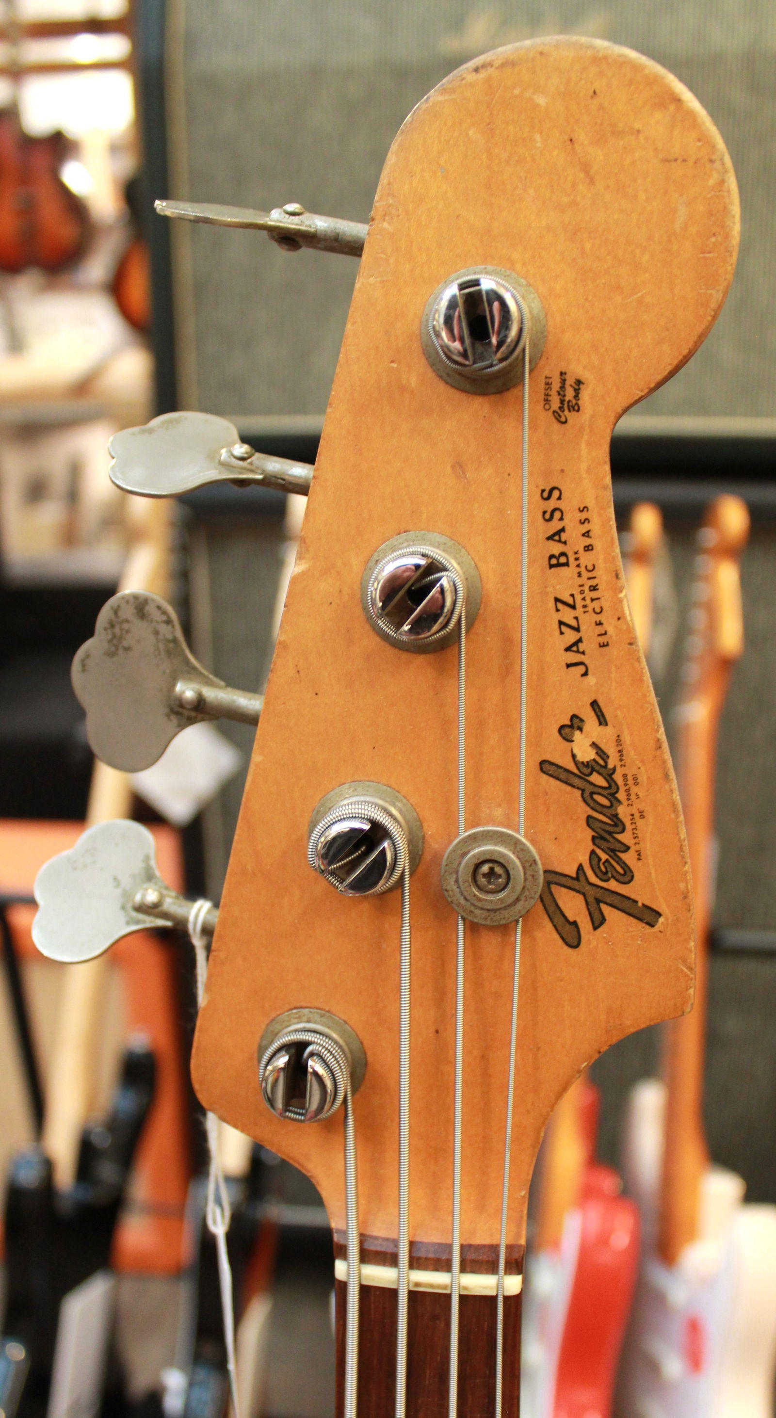 Fender Jazz Bass refinished olympic white -64 serial L49095, beg.  (Stockholm)