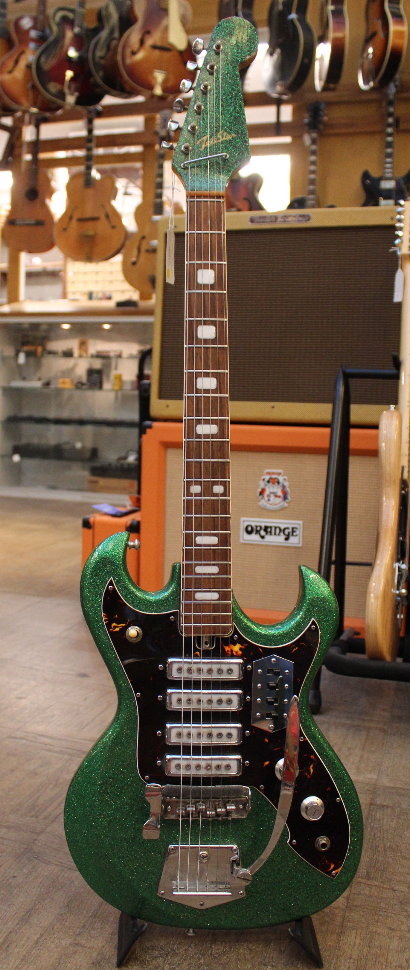 Green on sale sparkle guitar