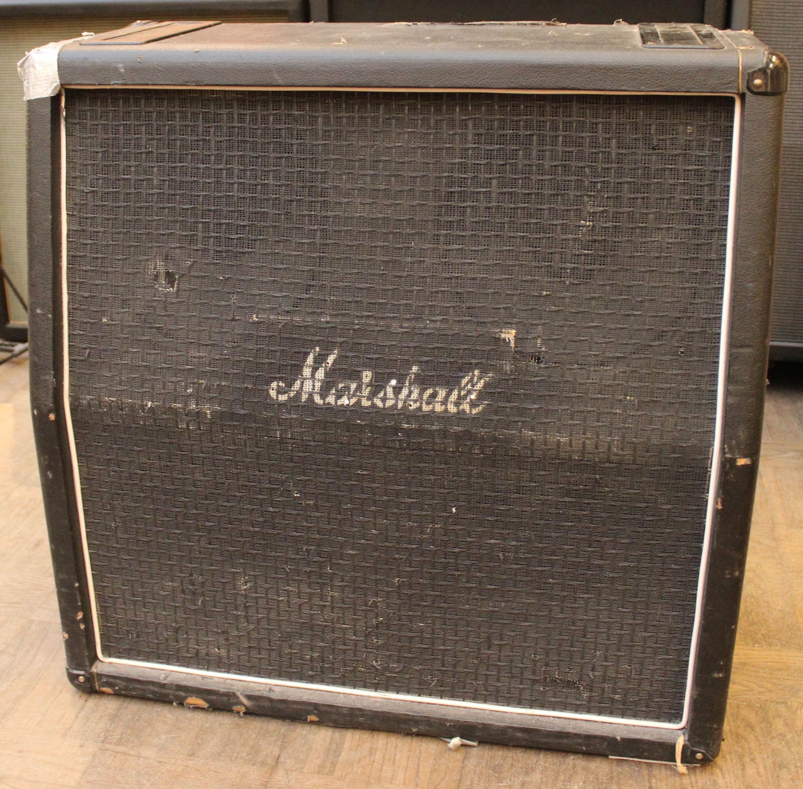 Marshall bass hot sale cabinet 4x12