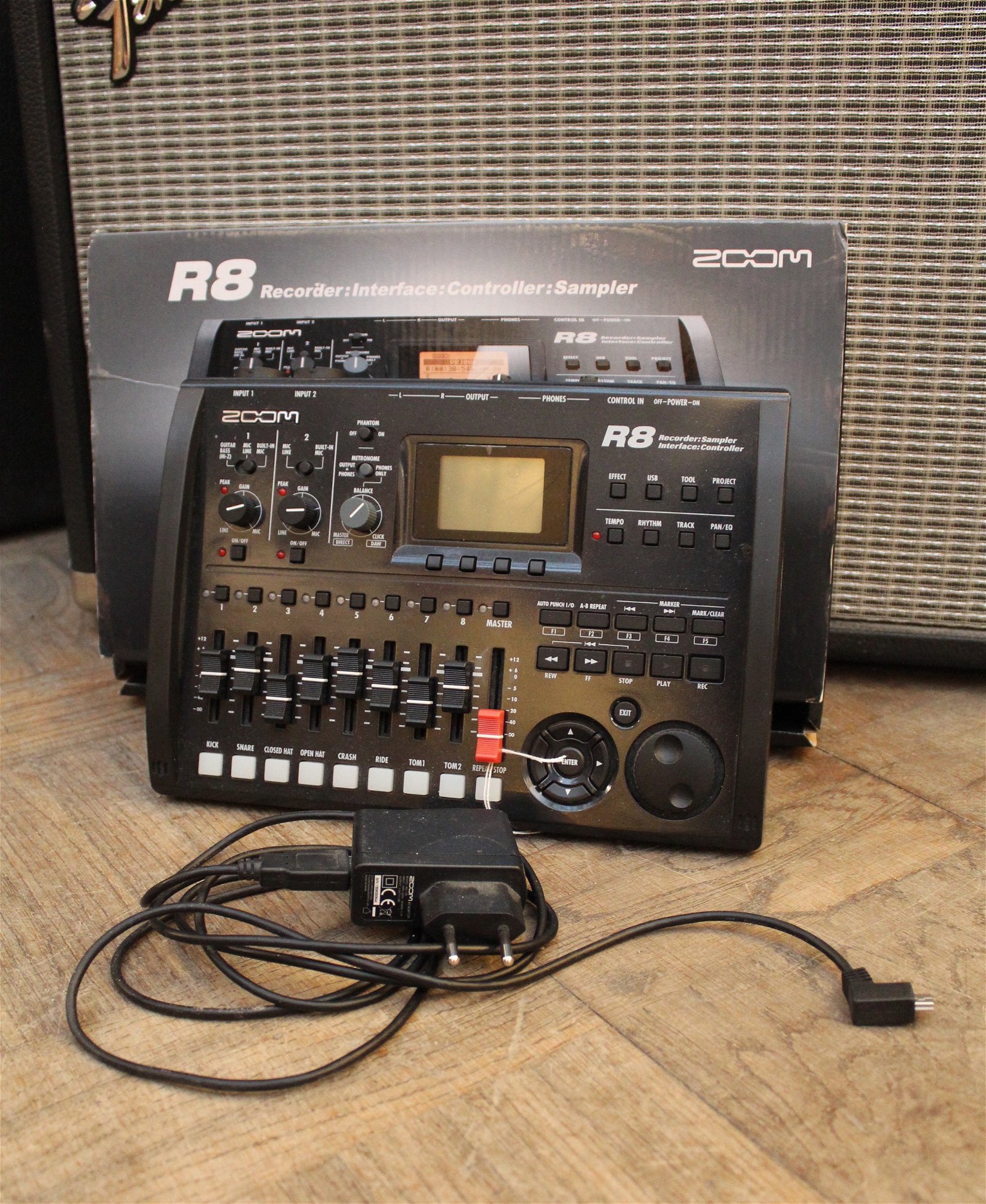 USED Zoom R8 Recorder