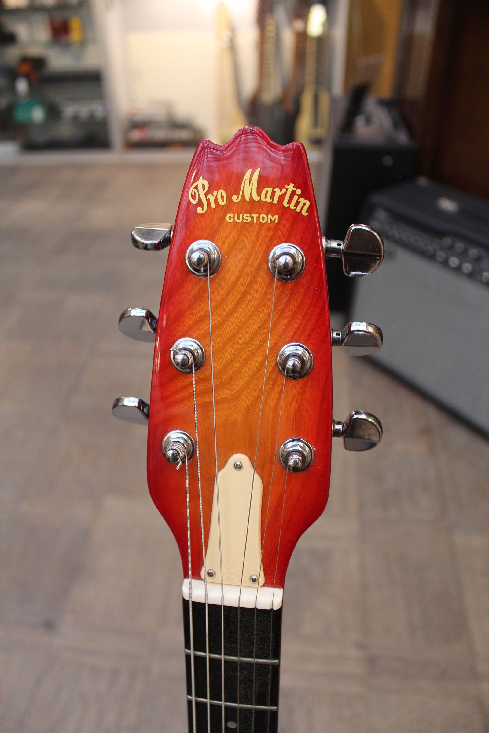 1970´s Pro Martin Custom see thru cherry sunburst MIJ