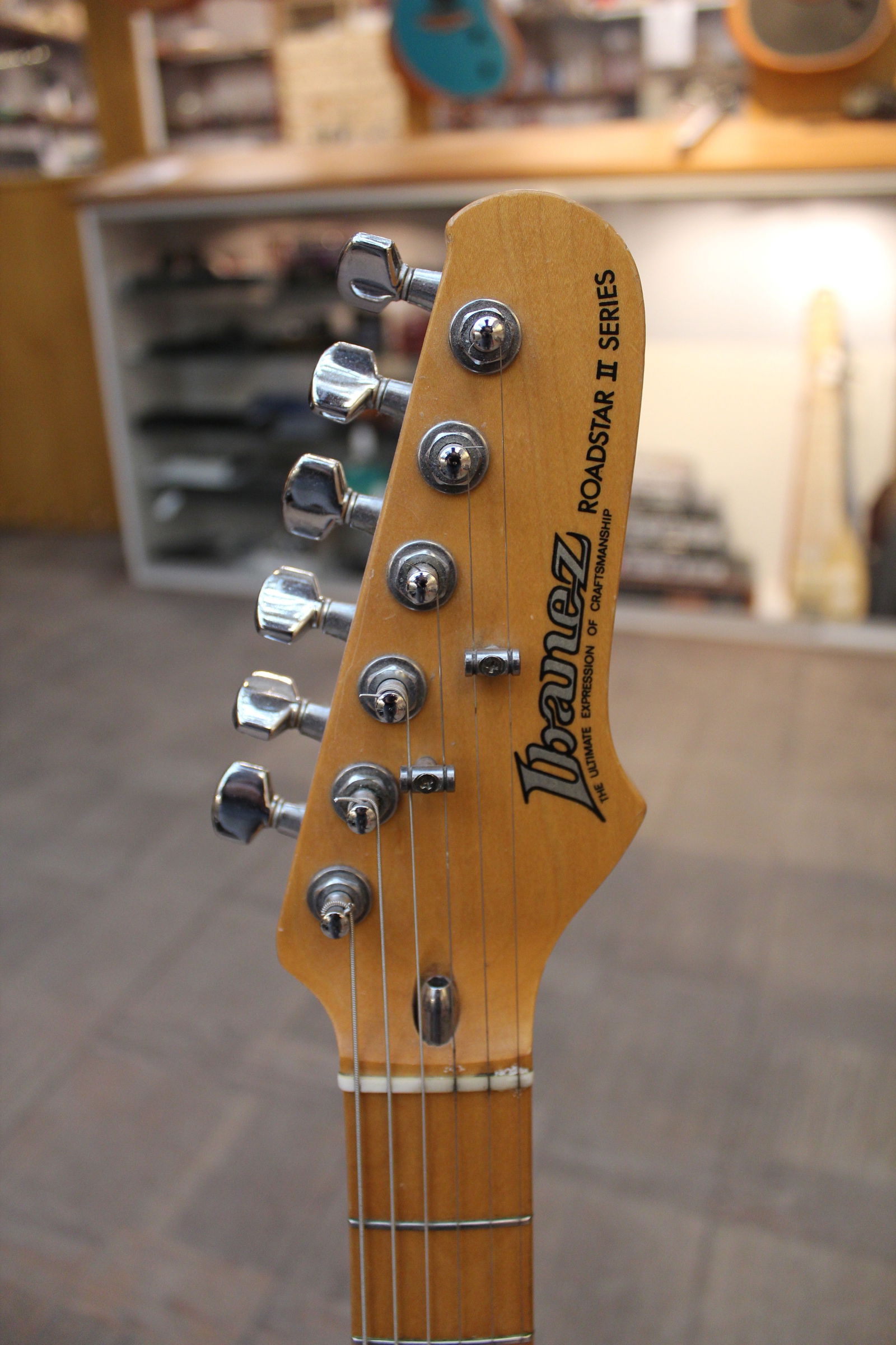 Ibanez roadstar deals guitar