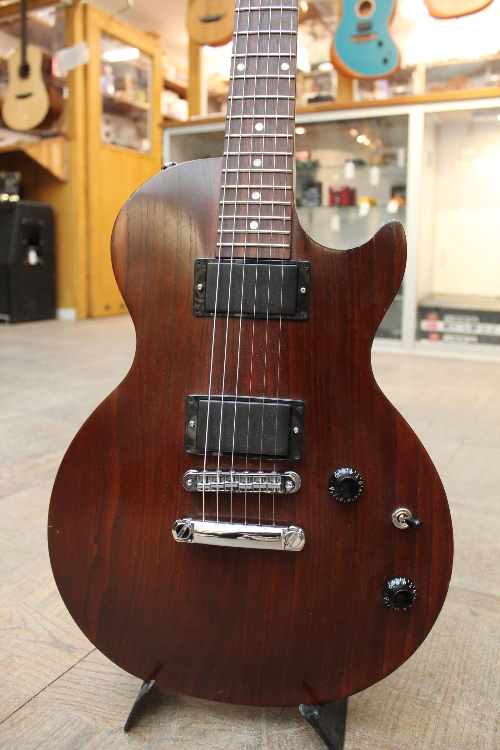 2017 Gibson Les Paul Custom Studio whiskey gold